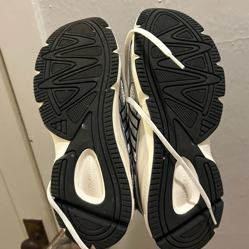 Adidas adistar Running Shoe 8.5